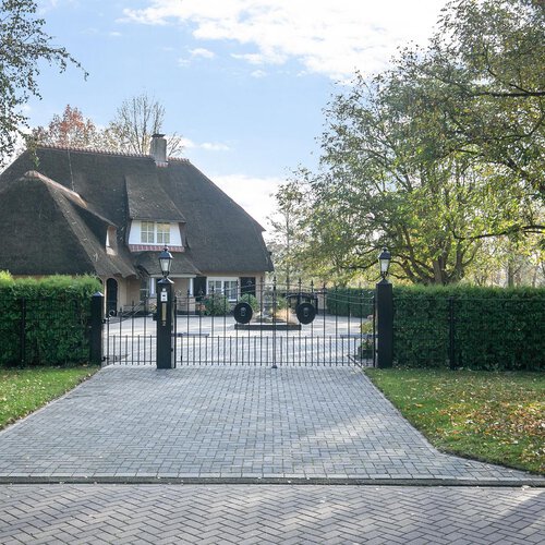 Schutselaan 2