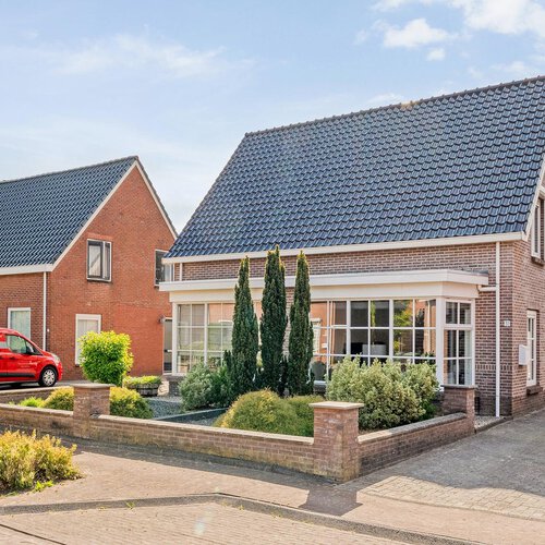 Pastoor Slosserstraat 31
