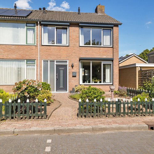 D H van der Scheerstraat 47