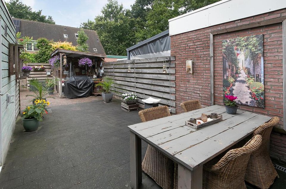 Staartmees 7 EMMEN