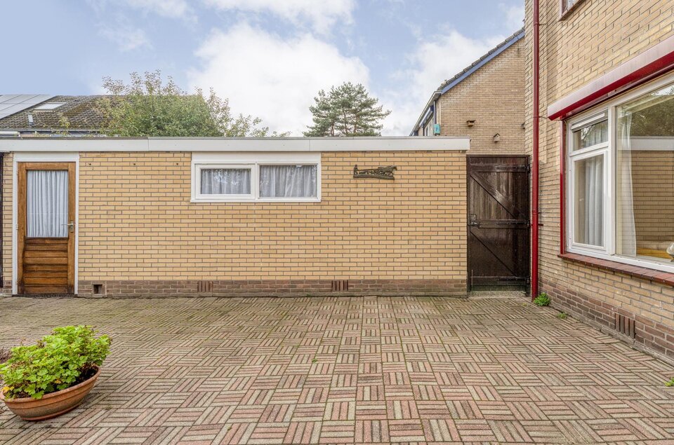 V N laan 42 COEVORDEN