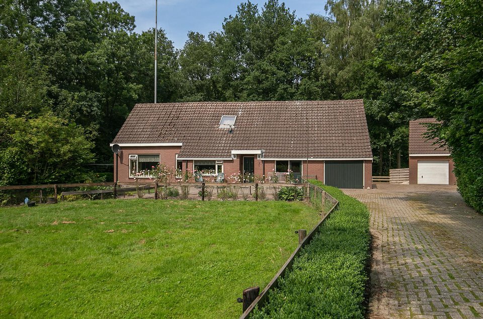 Kembrugweg 1 SCHUINESLOOT