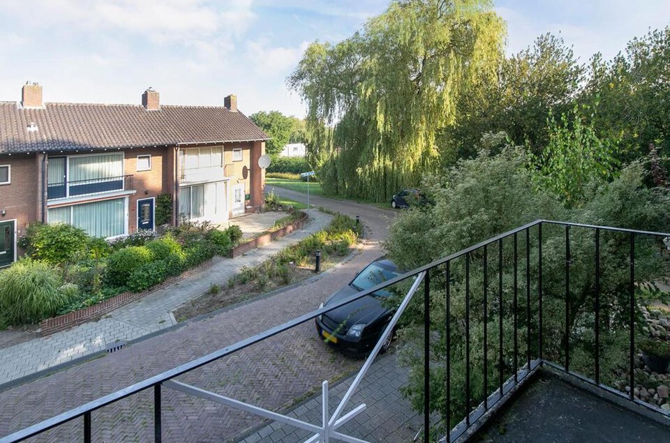 van Houtenstraat 8 COEVORDEN