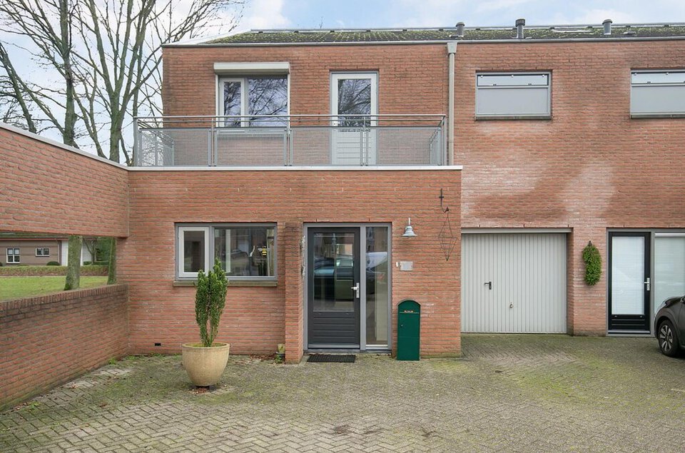 Uilenveld 530 EMMEN