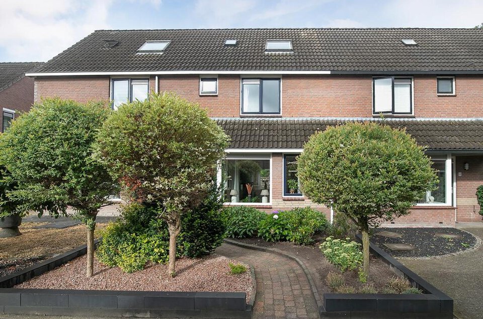 Staartmees 7 EMMEN