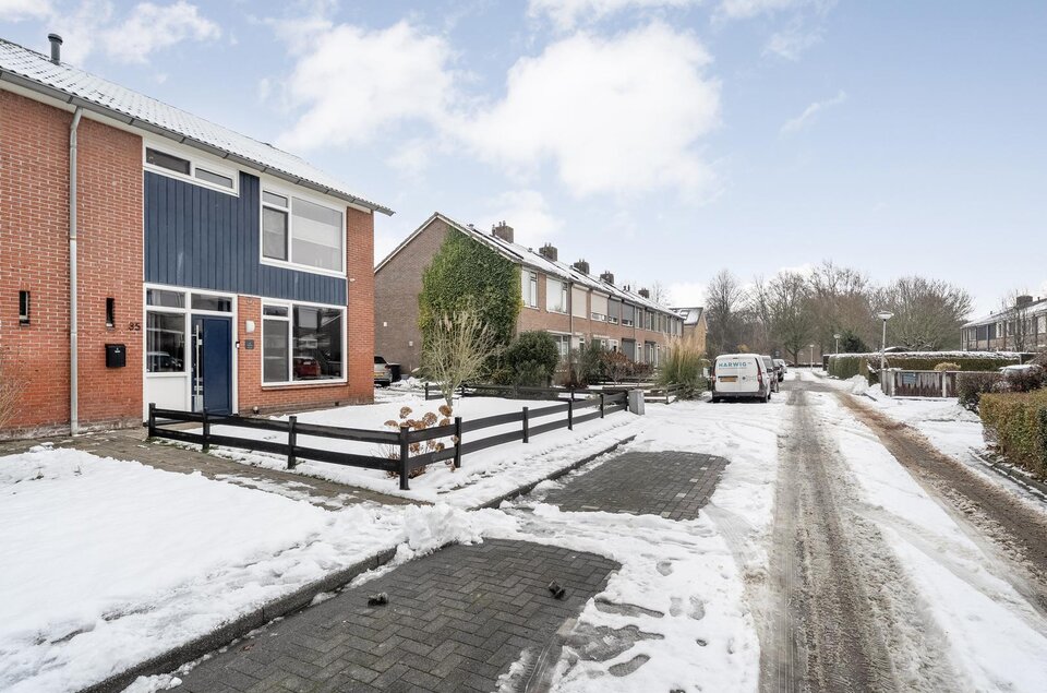D H van der Scheerstraat 35 COEVORDEN