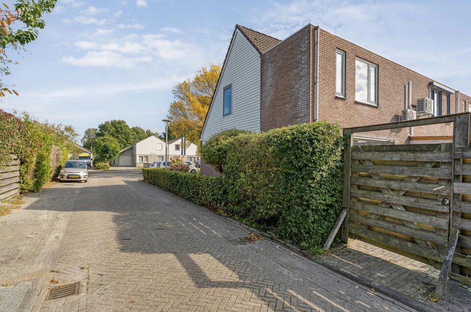 H Roland Holstln 33 COEVORDEN