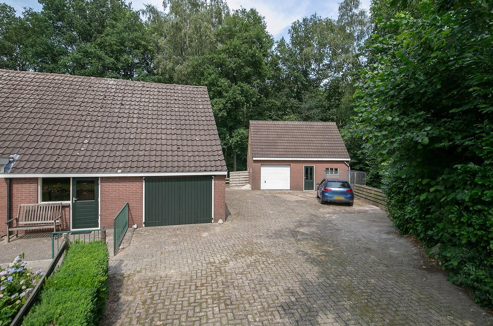 Kembrugweg 1 SCHUINESLOOT