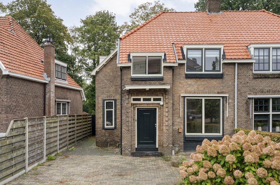 Burg van der Lelysingel 5 COEVORDEN