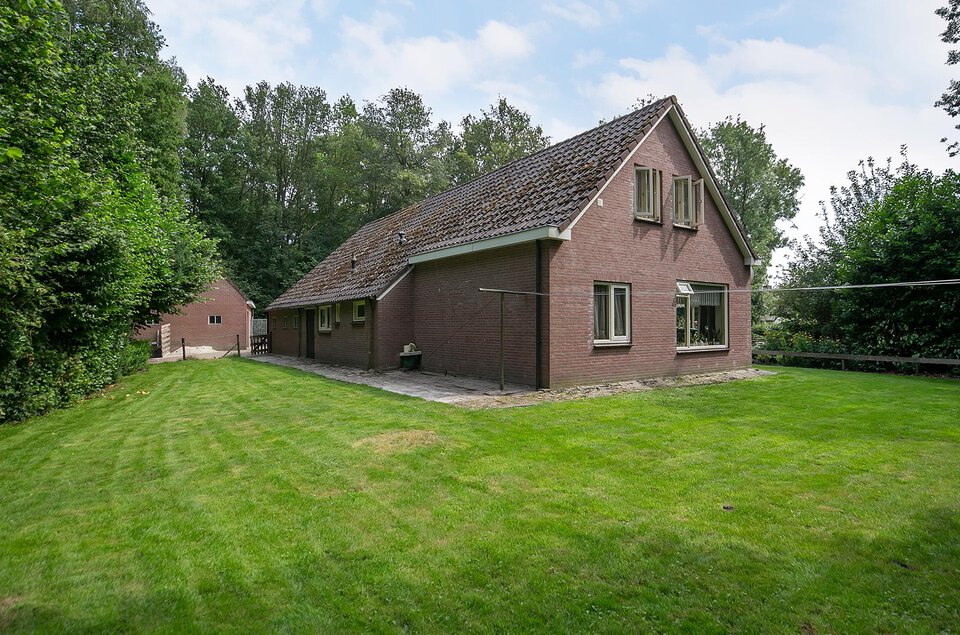 Kembrugweg 1 SCHUINESLOOT