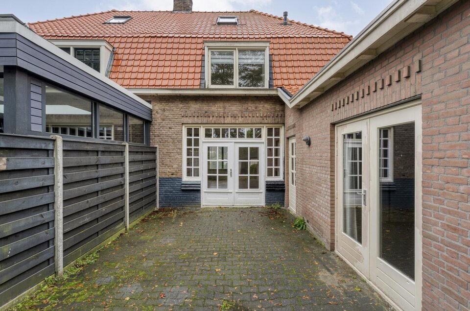 Burg van der Lelysingel 5 COEVORDEN