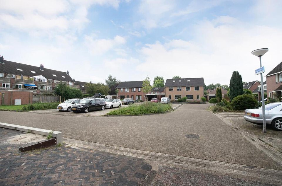 Staartmees 7 EMMEN