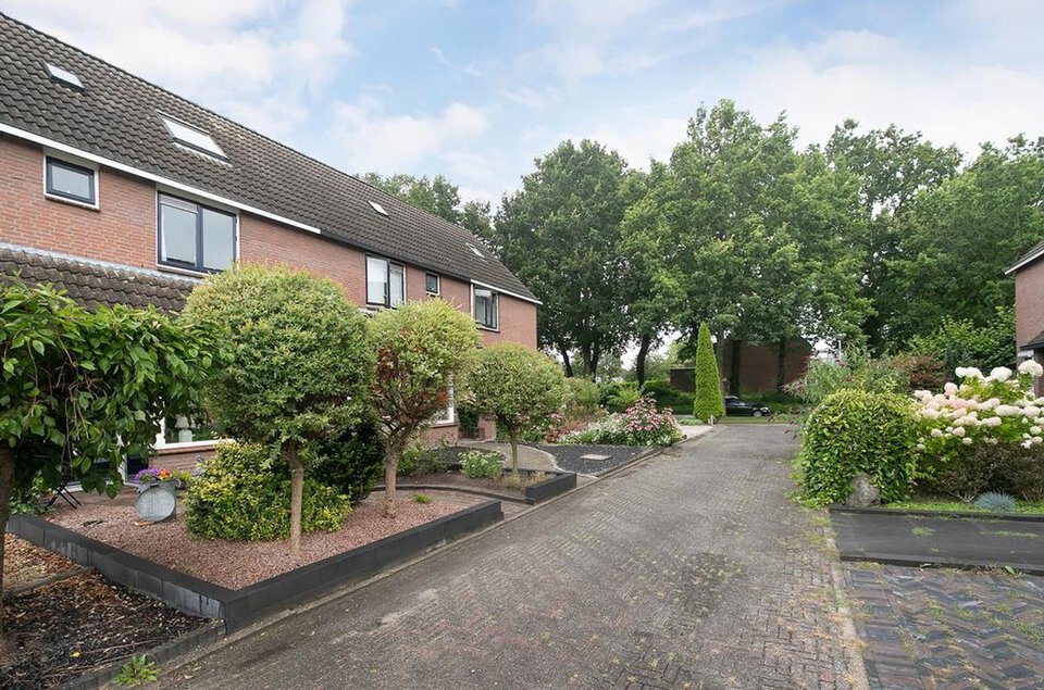 Staartmees 7 EMMEN