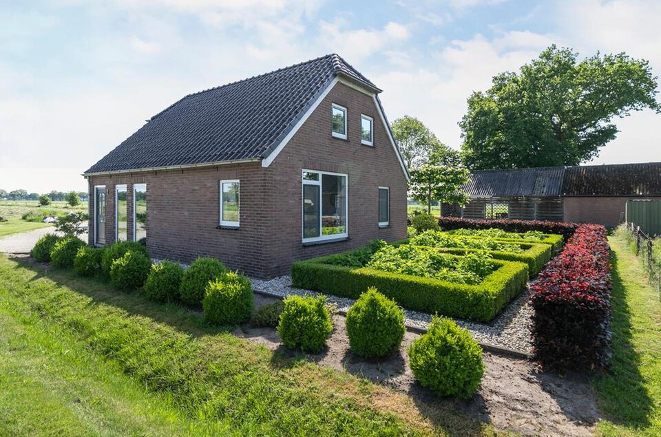 Van den Beltsweg 2 LUTTEN