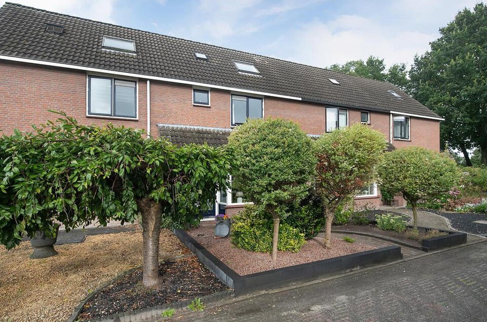 Staartmees 7 EMMEN