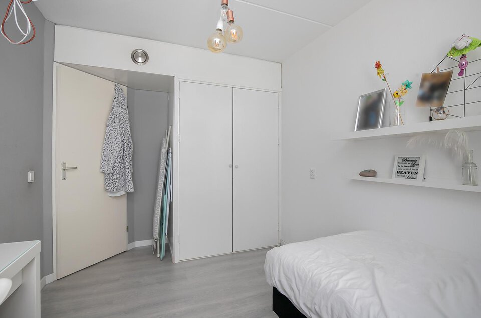 Zwarte Mees 48 EMMEN