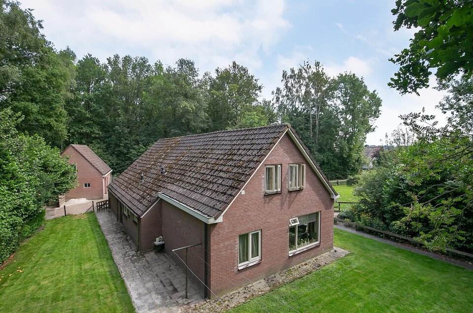 Kembrugweg 1 SCHUINESLOOT