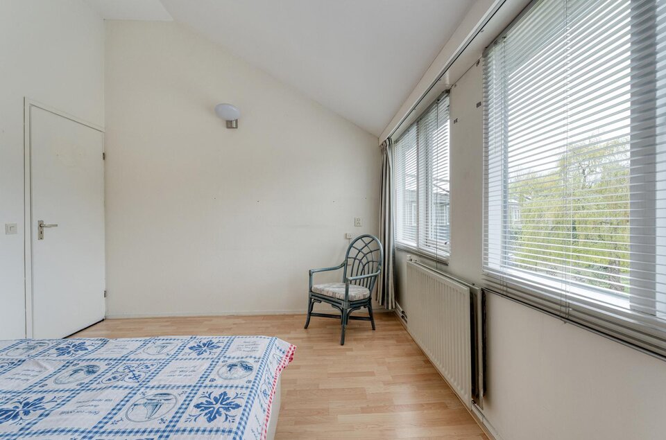 Zende 11 OOSTERHESSELEN