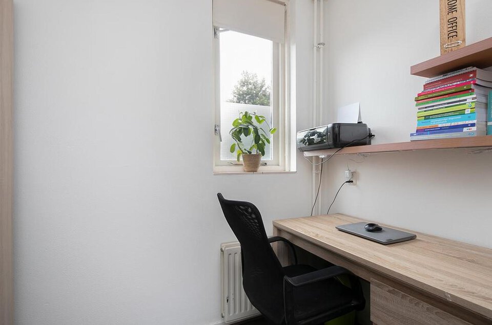 Staartmees 7 EMMEN
