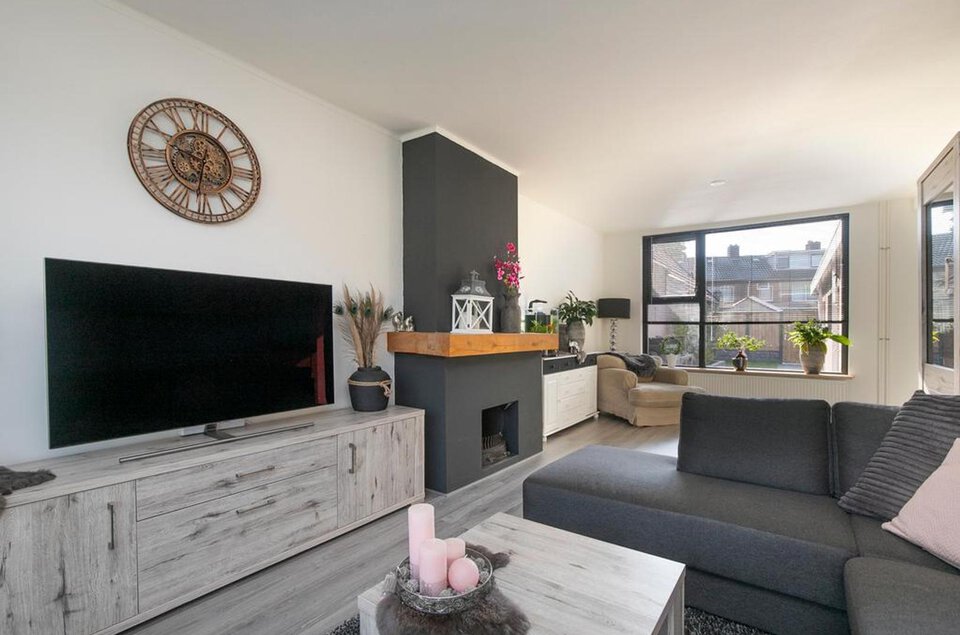 van Houtenstraat 8 COEVORDEN