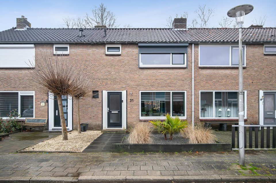 vd Duyn v Maasdamstr 31 COEVORDEN