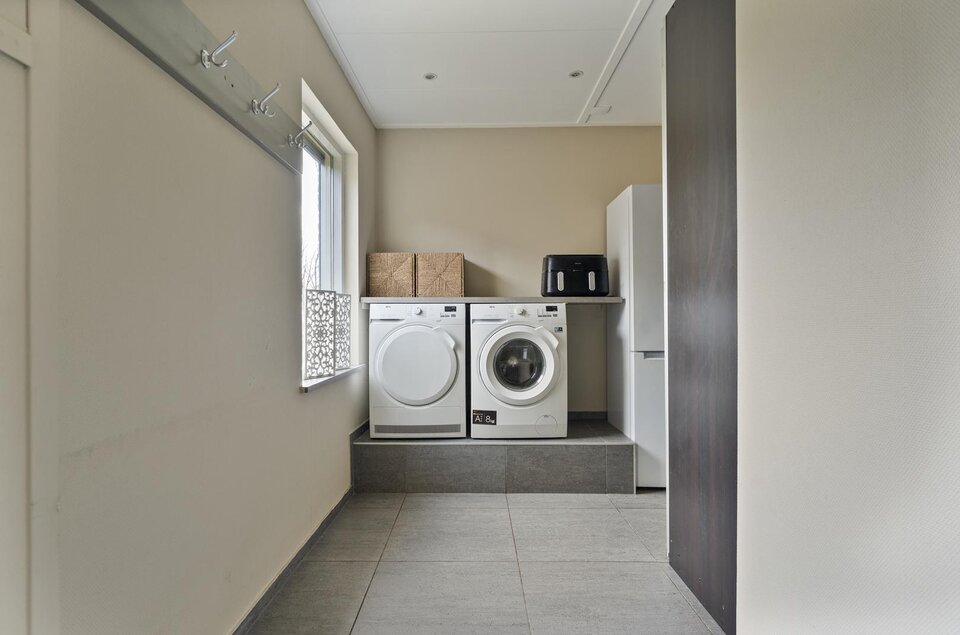 Hoofdweg 113 DE KRIM