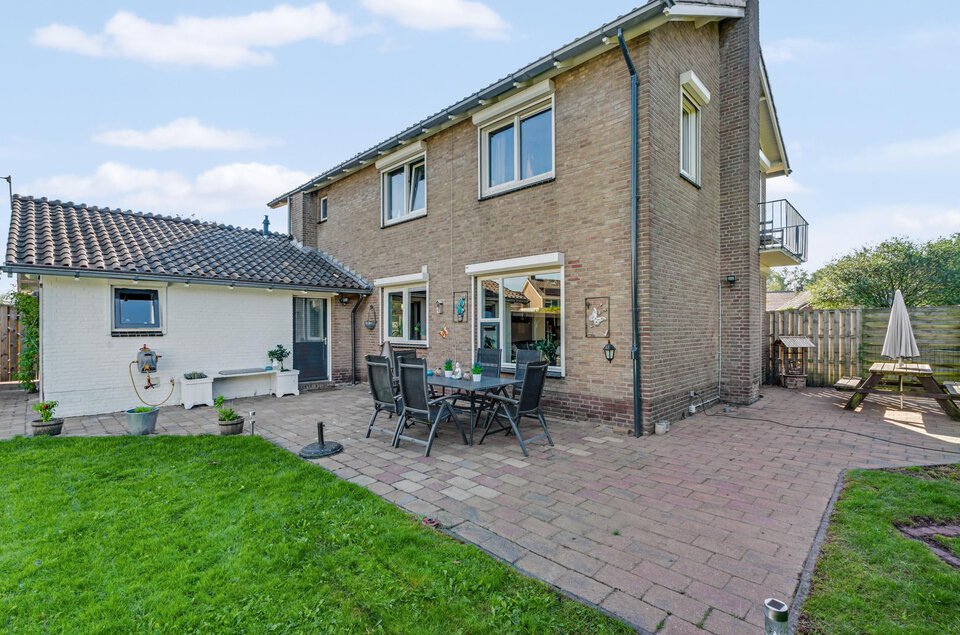 Mesdagstraat 1 COEVORDEN