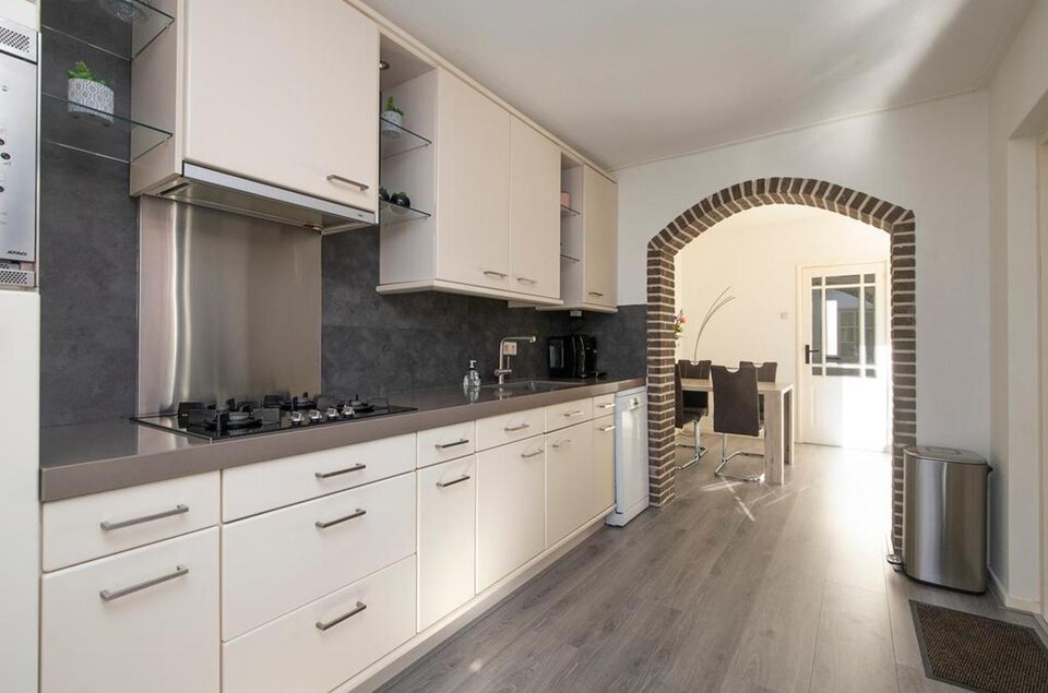 van Houtenstraat 8 COEVORDEN