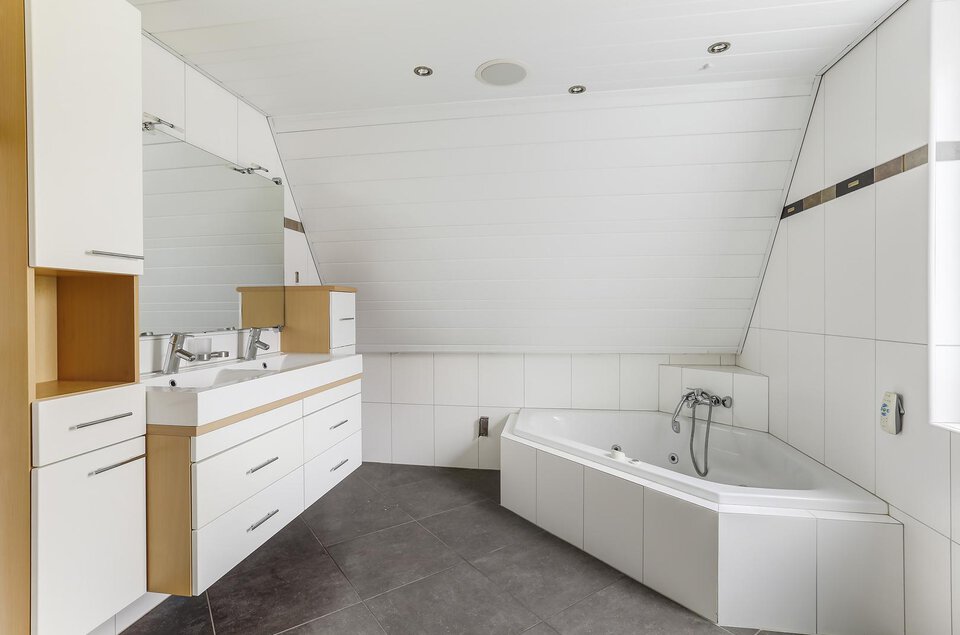Dobbe 15 NIEUW-SCHOONEBEEK