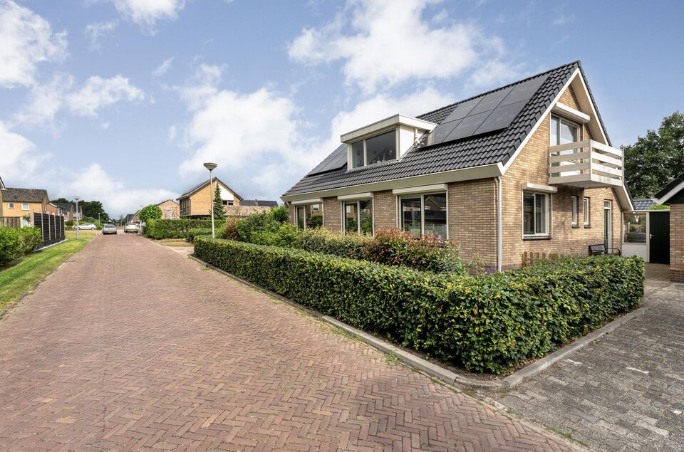 Carboonlaan 37 NIEUW-SCHOONEBEEK